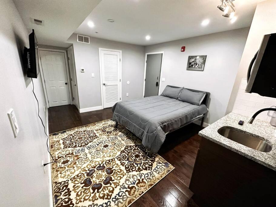 Cozy Efficient Studio By UPenn